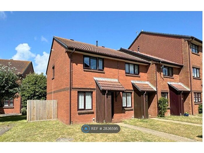 2 Bedroom Semi Detached House To Rent In Taverner Close, Poole, BH15
