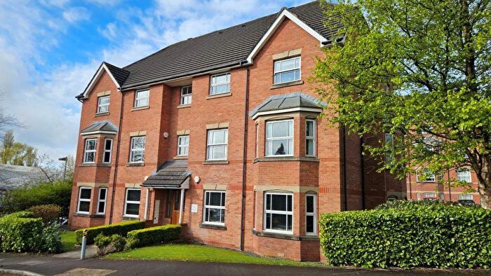 2 Bedroom Flat To Rent In Apartment, Royal Court Drive, Bolton, BL1