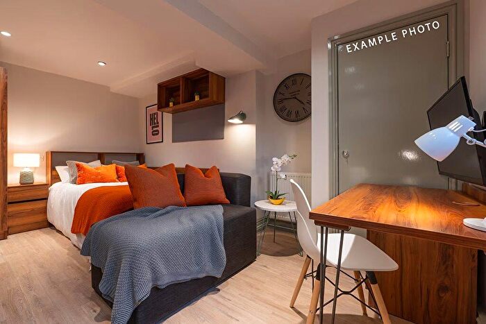 Studio To Rent In A Rodney Street, L1