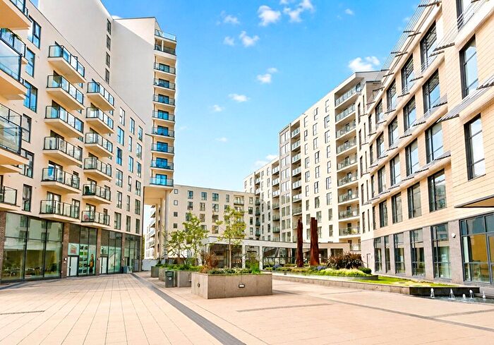 2 Bedroom Apartment To Rent In Guildford Road, Woking, Surrey, GU22