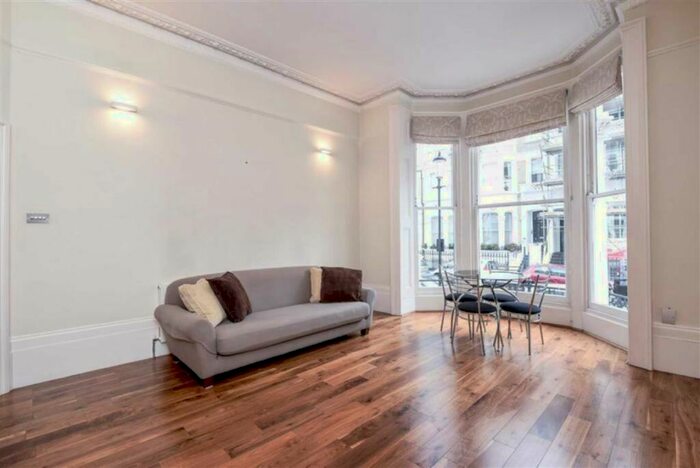1 Bedroom Flat To Rent In Coleherne Road, South Kensington, SW10