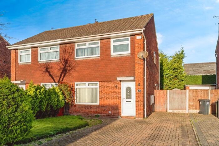 3 Bedroom Semi Detached House For Sale In Larchdale Close, Whitby, Ellesmere Port, Cheshire, CH66