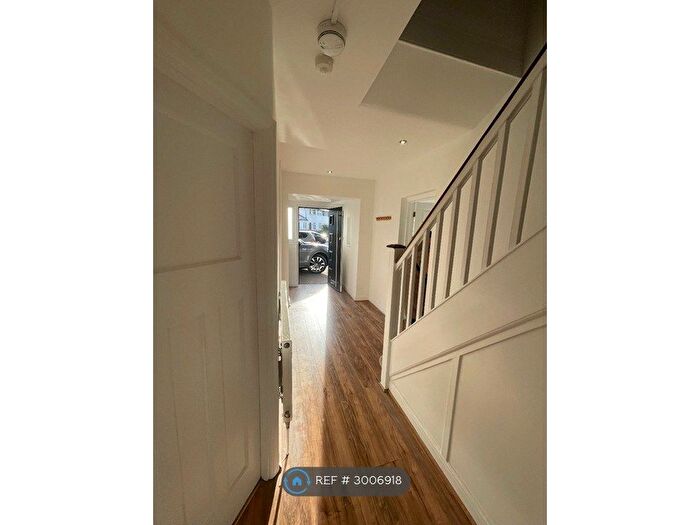 5 Bedroom Semi Detached House To Rent In Cypress Avenue, Twickenham, TW2