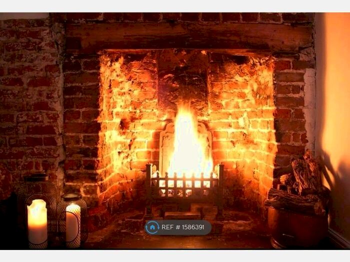 3 Bedroom Terraced House To Rent In Church Street, Broadstairs, CT10