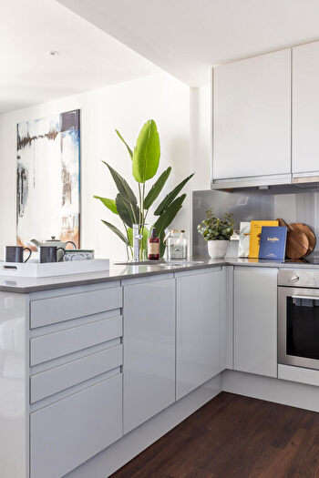 1 Bedroom Apartment To Rent In Harbour Way, London, E14