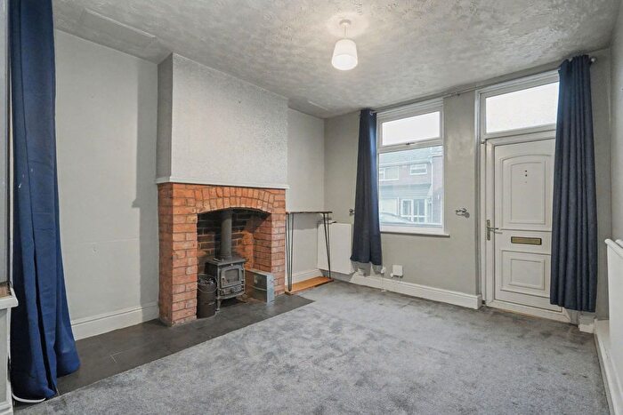 2 Bedroom Terraced House For Sale In Charnwood Road, Shepshed, LE12