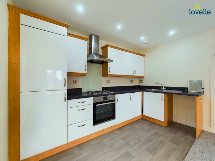 2 Bedroom Flat To Rent In Olsen Rise, Lincoln, LN2