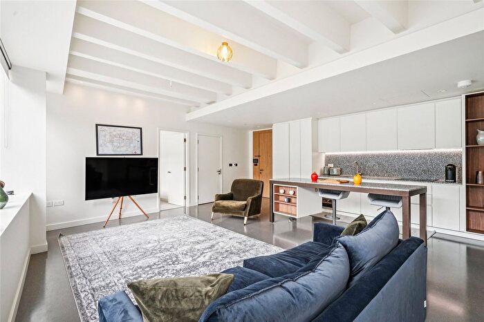 2 Bedroom Flat For Sale In Wood Lane, Shepherds Bush, London, W12