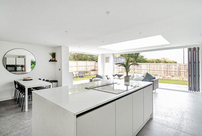 4 Bedroom Detached House For Sale In Filton Lane, Stoke Gifford, Bristol, Gloucestershire, BS34