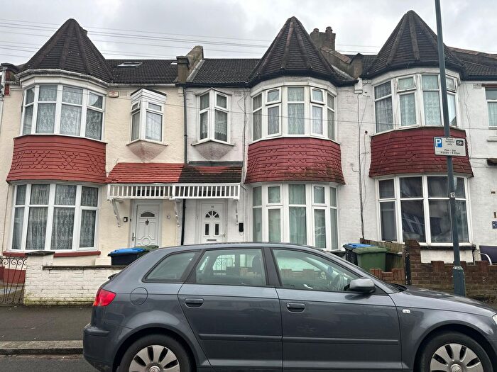 2 Bedroom Flat To Rent In Wembley, HA0