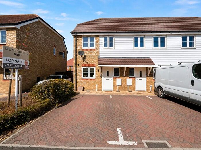 2 Bedroom End Of Terrace House For Sale In Haffenden Avenue, Sittingbourne, ME10