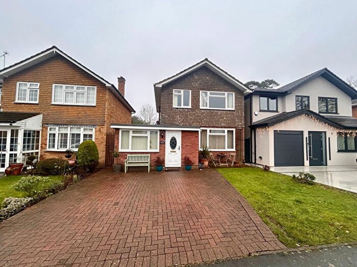 3 Bedroom Detached House To Rent In All Saints Crescent, Watford, WD25