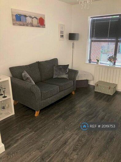 1 Bedroom Flat To Rent In Palmerston Road, Sutton, SM1