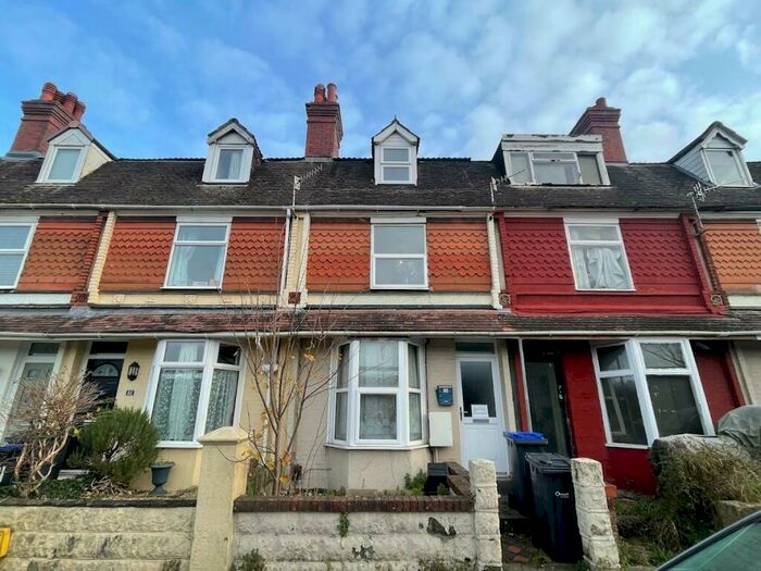 2 Bedroom Maisonette To Rent In Salisbury - Rampart Road, SP1