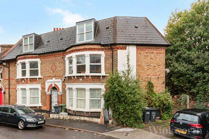 2 Bedroom Flat To Rent In Trundleys Road, London, SE8