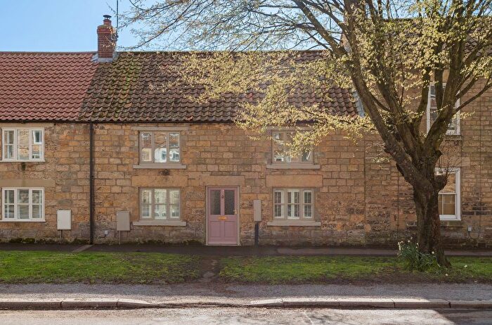 4 Bedroom Terraced House For Sale In Westgate, Pickering, YO18