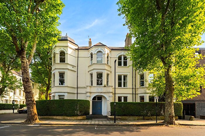 3 Bedroom Flat For Sale In Southey Road, London, SW9
