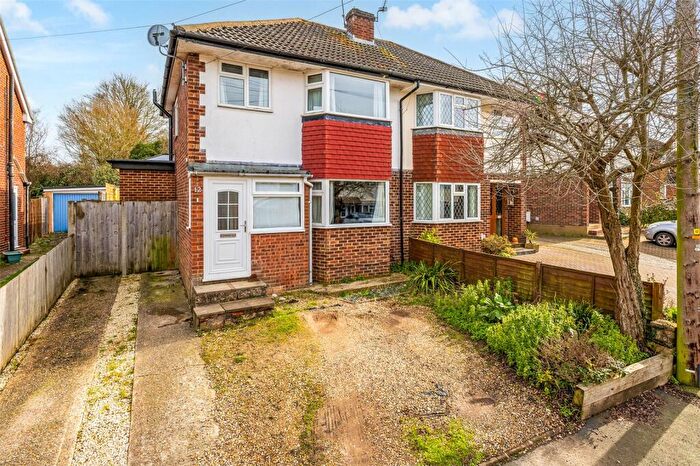 3 Bedroom Semi Detached House For Sale In Chandler Road, Basingstoke, RG21