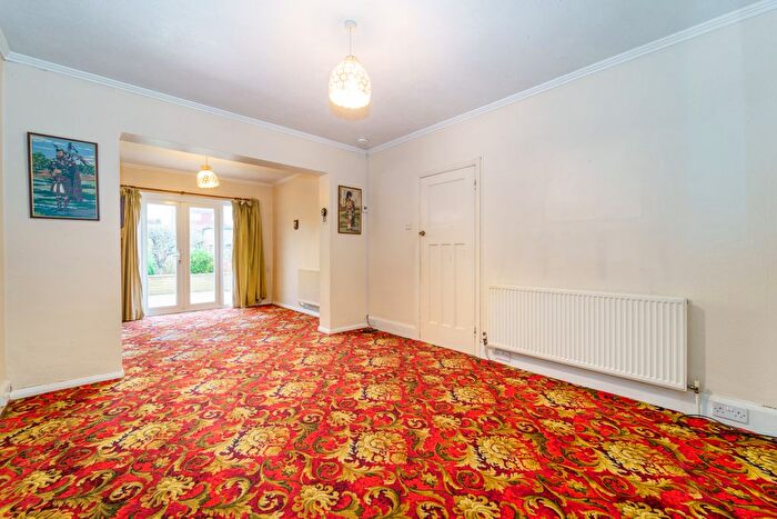 3 Bedroom Detached Bungalow For Sale In Princes Road, Ashford, TW15