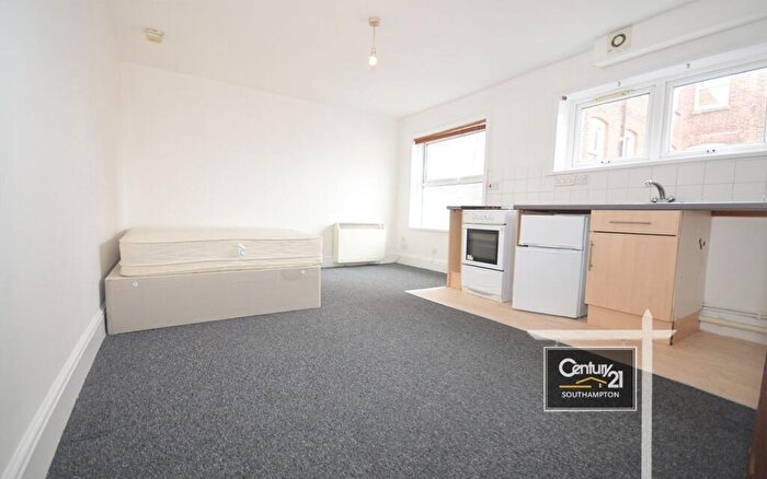 Studio To Rent In |Ref: |, Terminus Terrace, Southampton, SO14