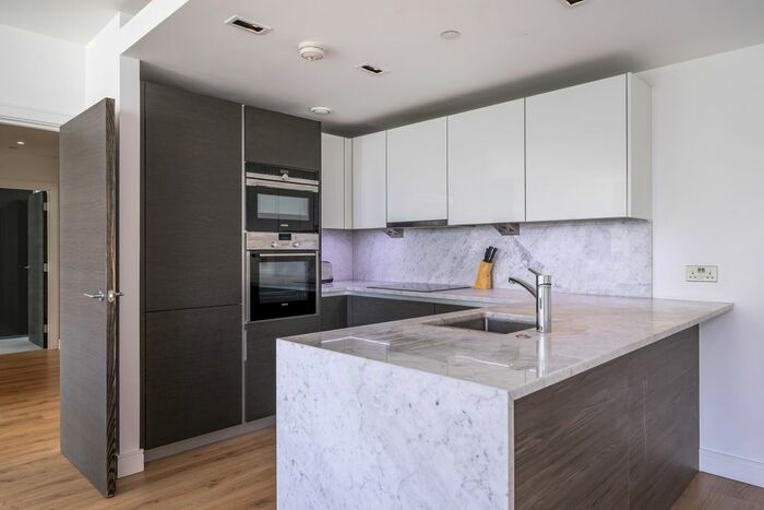 2 Bedroom Flat To Rent In Beadon Road, London, W6