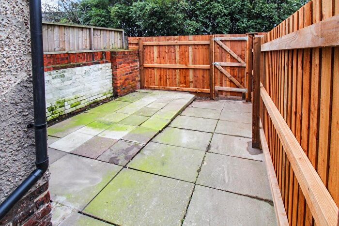 3 Bedroom Terraced House For Sale In Hallam Fields Road, Ilkeston, DE7