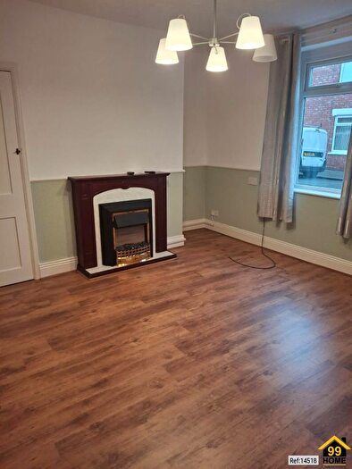 1 Bedroom Flat For Sale In Gladstonje Street, Blyth, Northumberland, NE24