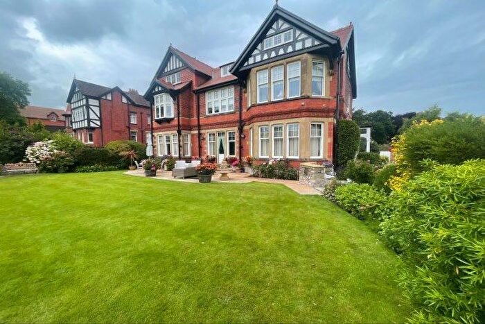 2 Bedroom Flat To Rent In Brackley Avenue, Bae Colwyn, LL29