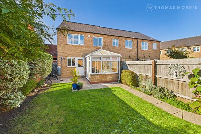 3 Bedroom Semi-Detached House For Sale In Chapman Way, Eynesbury, St. Neots, Cambridgeshire, PE19
