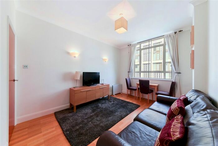 1 Bedroom Flat To Rent In North Block, Chicheley Street, London, SE1