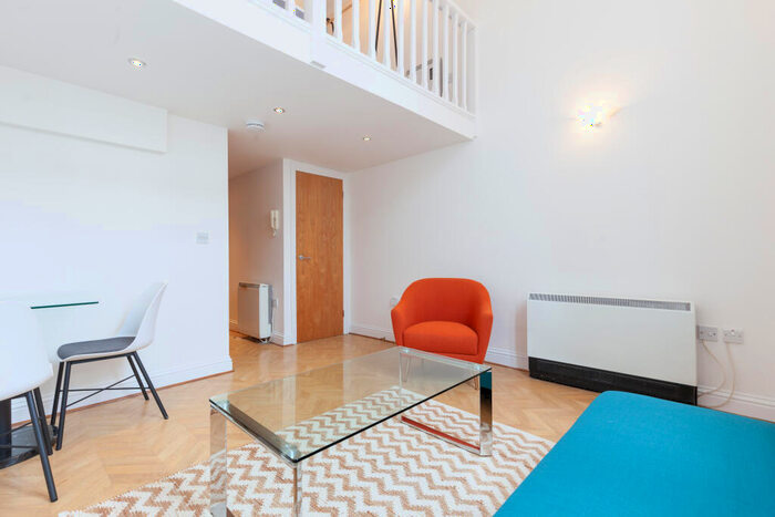1 Bedroom Apartment To Rent In Thames Street, Oxford, OX1