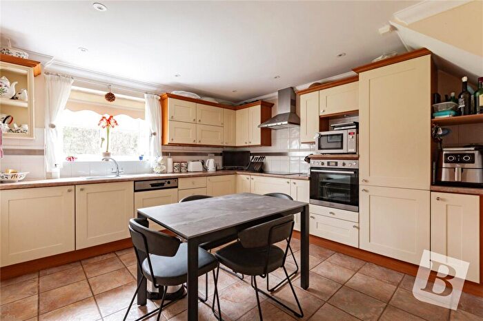 3 Bedroom End Of Terrace House For Sale In Cornsland Close, Upminster, Essex, RM14