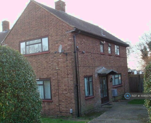4 Bedroom End Of Terrace House To Rent In High Dells, Hatfield, AL10