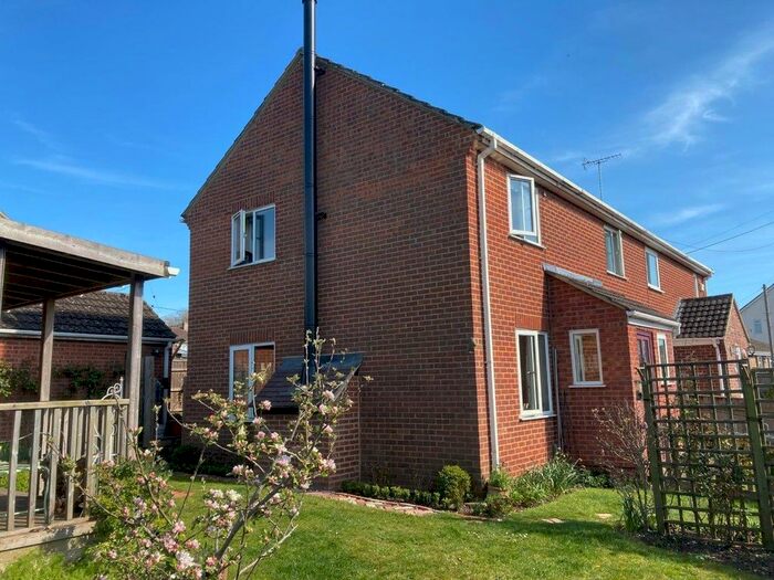 Houses for sale & to rent in SP4 9FX, Cambrai Road, Bulford, Allington