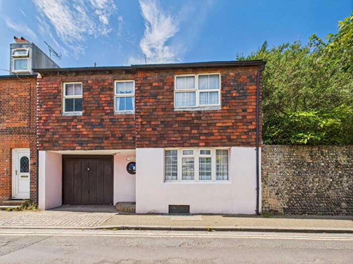 3 Bedroom Link Detached House For Sale In Middle Street, Shoreham By Sea, BN43