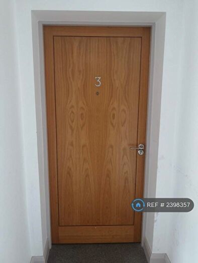 2 Bedroom Flat To Rent In Gaiety House, Smethwick, B66