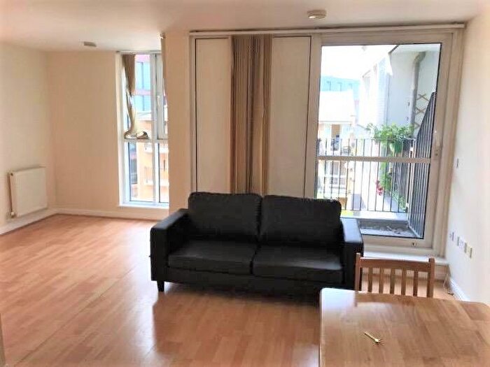 1 Bedroom Flat To Rent In Hacon Square, Richmond Road, London, E8