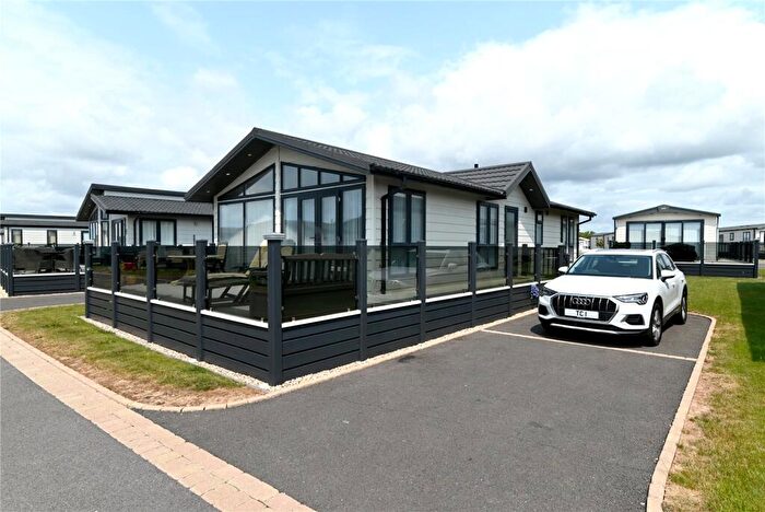 2 Bedroom Park Home For Sale In Clifftop View, Hoburne Naish Holiday Park, Barton On Sea, Hampshire, BH25