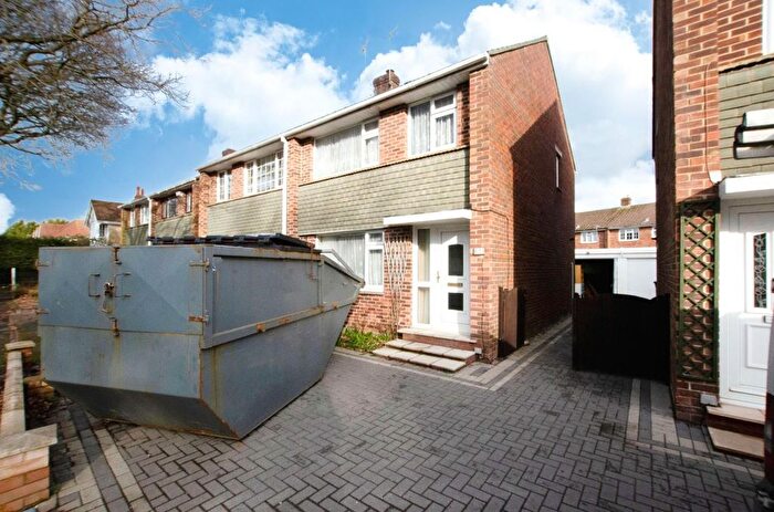 3 Bedroom Semi Detached House For Sale In Newtown Road, Southampton, SO19