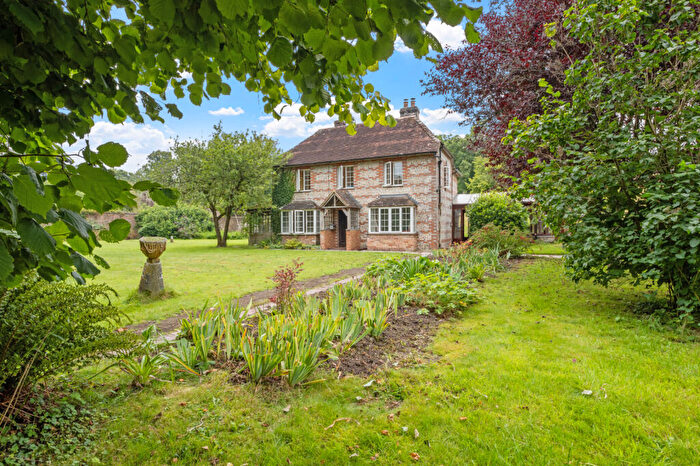 3 Bedroom Cottage To Rent In Blandford Forum, DT11