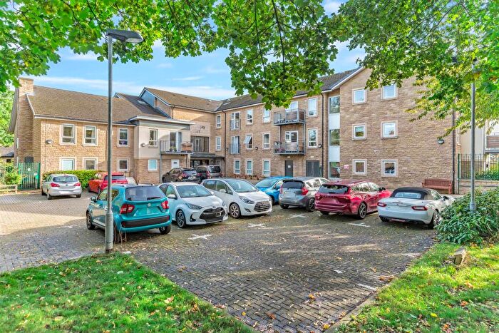 2 Bedroom Retirement Property For Sale In Valley Drive, Ilkley, LS29