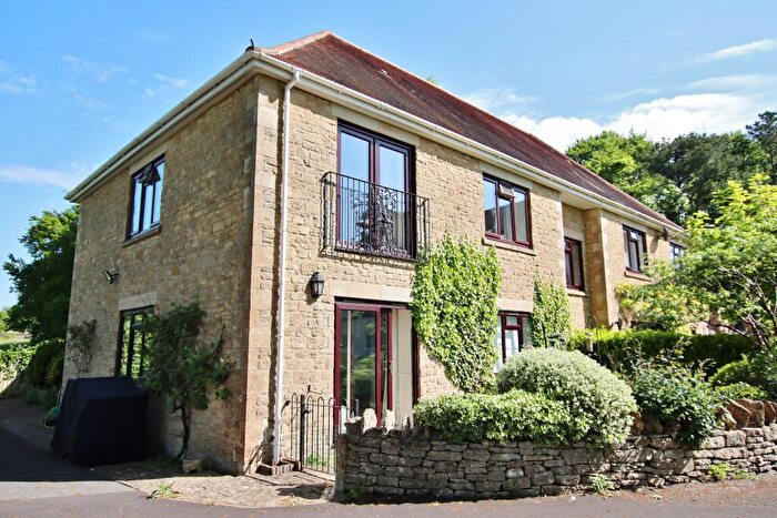 2 Bedroom Retirement Property For Sale In Alexander Place, Avonpark Village, Limpley Stoke, BA2