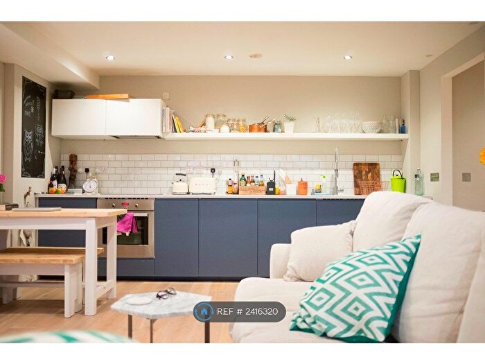 1 Bedroom Flat To Rent In Caledonian Road, London, N7