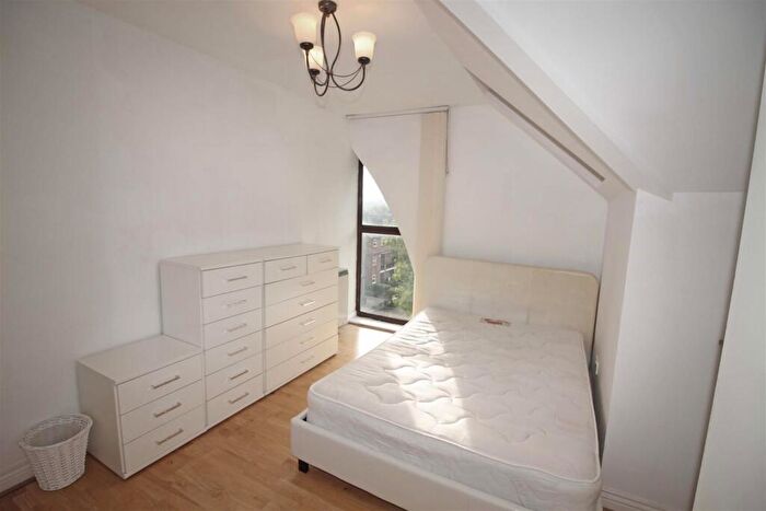 2 Bedroom Apartment To Rent In York Court, Schooner Way, Cardiff, CF10