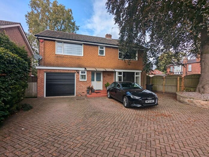 4 Bedroom House To Rent In Milbank Road, West End, Darlington, DL3