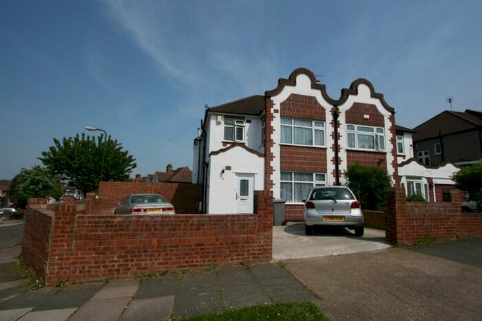3 Bedroom Semi-Detached House To Rent In Regal Way, Kenton, Harrow, HA3
