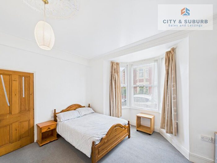 2 Bedroom Flat To Rent In King John Terrace, Newcastle Upon Tyne, Tyne And Wear, NE6
