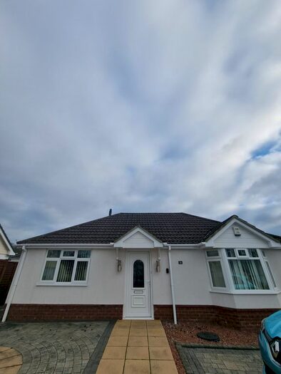 2 Bedroom Detached Bungalow To Rent In Fontmell Road, Broadstone, BH18