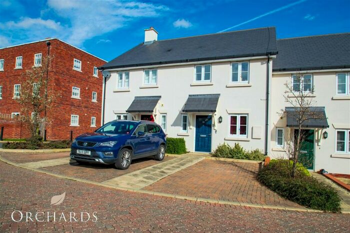 3 Bedroom Terraced House To Rent In Colston Rise, Ampthill, MK45