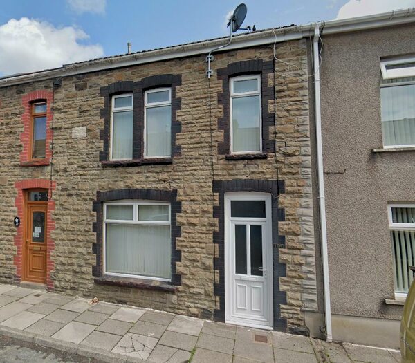 4 Bedroom House To Rent In Margam Street, Maesteg, CF34